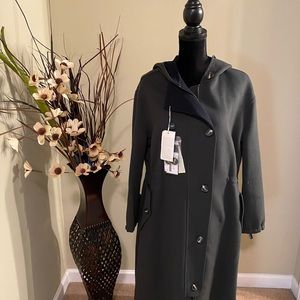 Maxmara weekend women coat size 6 $1395+ tax
